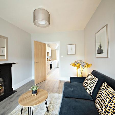 הרוגייט The Loft Apartment, 8 Granville Road מראה חיצוני תמונה