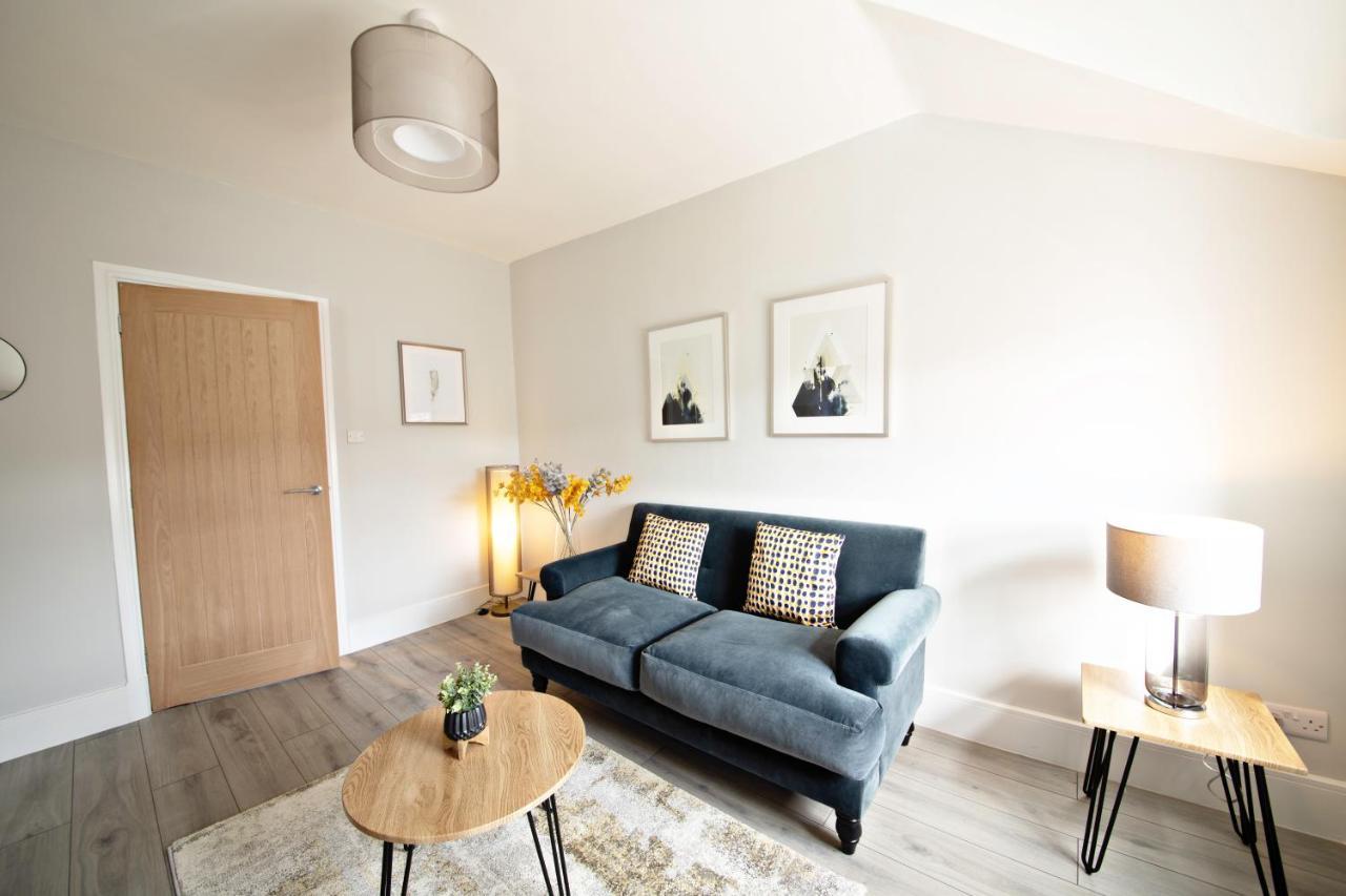 הרוגייט The Loft Apartment, 8 Granville Road מראה חיצוני תמונה