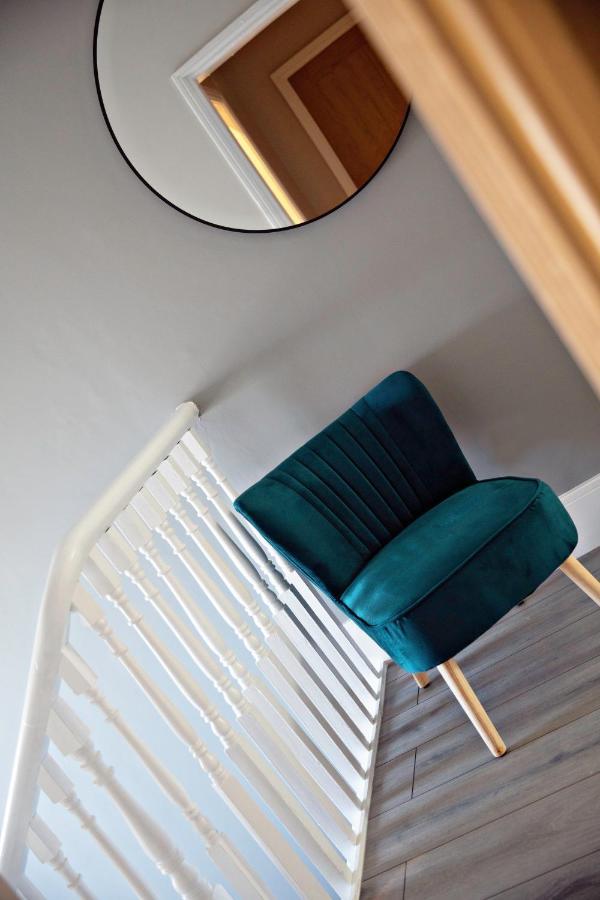 הרוגייט The Loft Apartment, 8 Granville Road מראה חיצוני תמונה